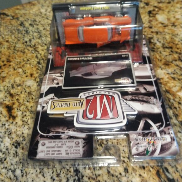 2008 M2 Machines Auto-Thentics 1:64 Scale Die Cast 1957 Ford Fairlane New Sealed - Picture 10 of 10